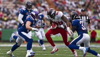 九游电竞站-“荒野追击：沙漠与山地的热血追逐”，荒漠追杀中的罪名是